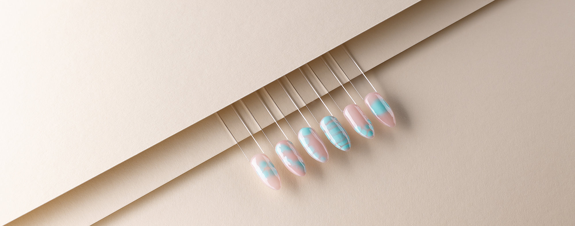 Blooming-Gel: Stylische Nailart ganz unkompliziert